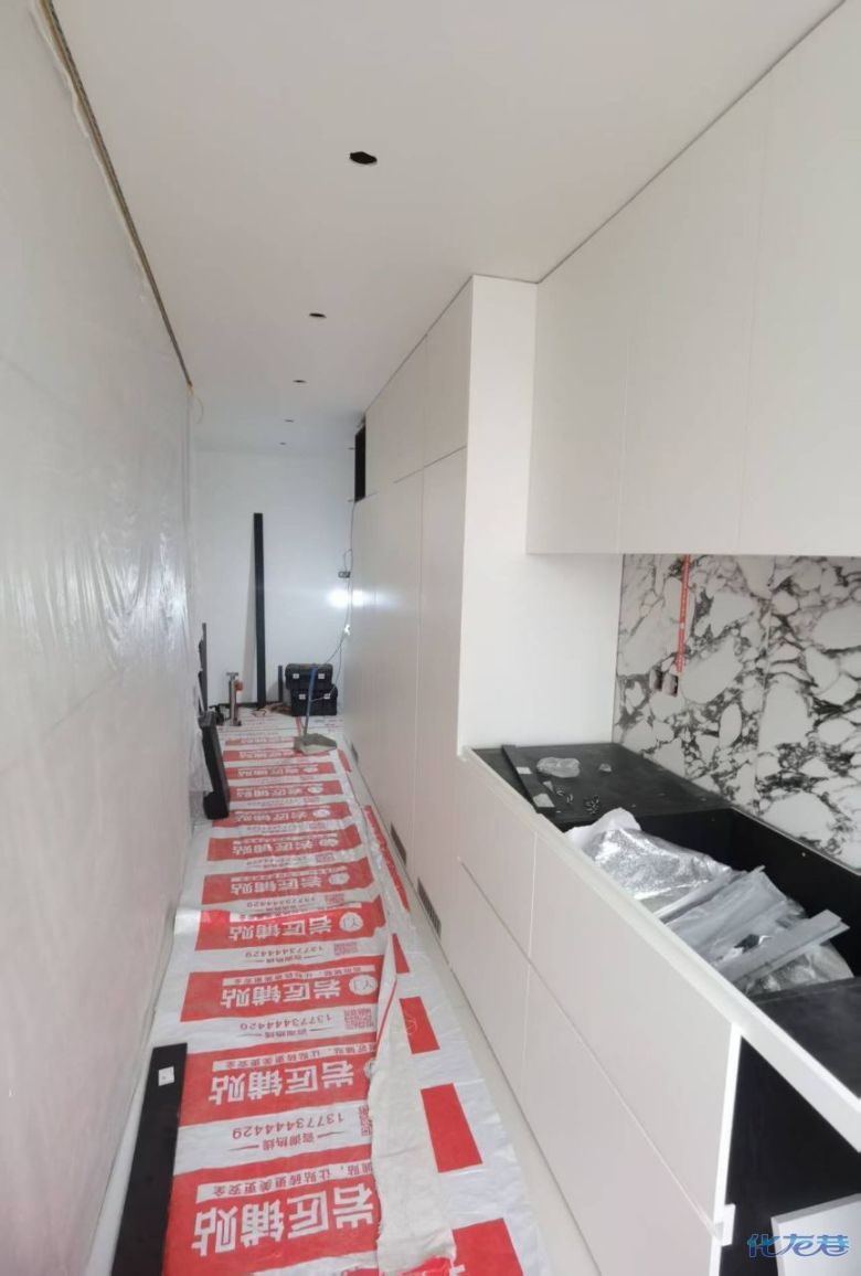 1753928424166631.jpg 32.jpg